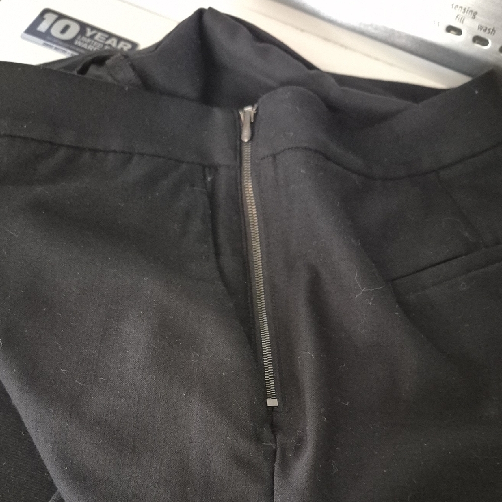 Kit and Ace Black Skinny Pants - Picture 5 of 6